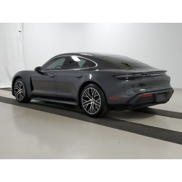 Porsche Taycan  Sedan/Limuzyna 2020 elektryczny, automat - Na sprzedaż za 392 370 zł - Katowice - zdjęcie 6