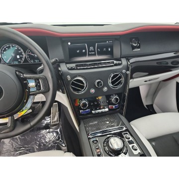 Rolls-Royce   SUV 2023,  6.8 benzyna, automat - Na sprzedaż za 2 106 000 zł - Katowice - zdjęcie 8