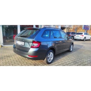 Skoda Fabia 2021,  1.0 benzyna, automat - Na sprzedaż za 89 900 zł - Katowice - zdjęcie 3