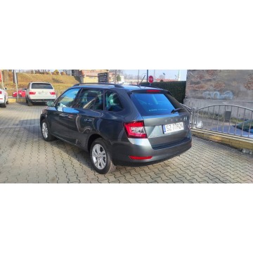 Skoda Fabia 2021,  1.0 benzyna, automat - Na sprzedaż za 89 900 zł - Katowice - zdjęcie 7