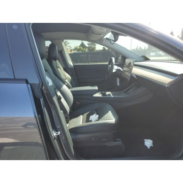Tesla   Hatchback 2021 elektryczny, automat - Na sprzedaż za 244 032 zł - Katowice - zdjęcie 8