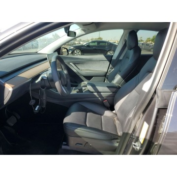 Tesla   Hatchback 2021 elektryczny, automat - Na sprzedaż za 244 032 zł - Katowice - zdjęcie 7