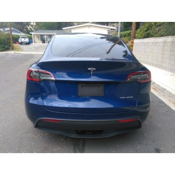 Tesla   SUV 2022 elektryczny, automat - Na sprzedaż za 325 100 zł - Katowice - zdjęcie 5