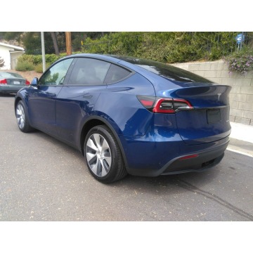 Tesla   SUV 2022 elektryczny, automat - Na sprzedaż za 325 100 zł - Katowice - zdjęcie 6