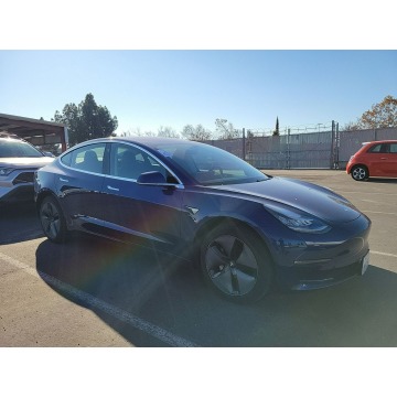 Tesla Model 3  Sedan/Limuzyna 2018 elektryczny, automat - Na sprzedaż za 184 377 zł - Katowice - zdjęcie 2
