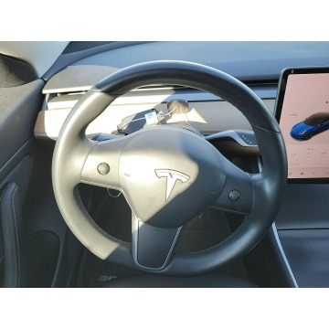 Tesla Model 3  Sedan/Limuzyna 2018 elektryczny, automat - Na sprzedaż za 184 377 zł - Katowice - zdjęcie 7