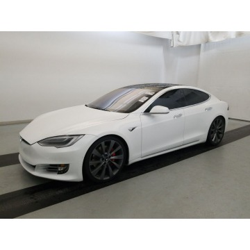 Tesla Model S - Performance 1020KM