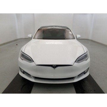 Tesla Model S  Hatchback 2021 elektryczny, automat - Na sprzedaż za 537 756 zł - Katowice - zdjęcie 2