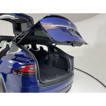 Tesla Model X  Sedan/Limuzyna 2019 elektryczny, automat - Na sprzedaż za 470 352 zł - Katowice - zdjęcie 6