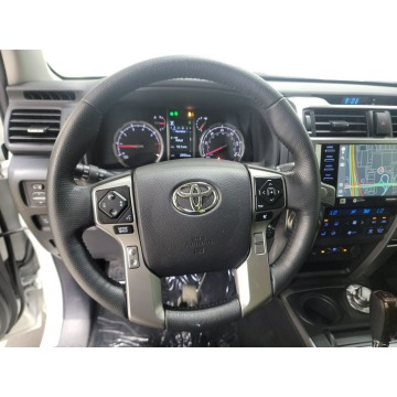 Toyota 4-Runner  Terenowy 2023,  4.0 benzyna, automat - Na sprzedaż za 202 950 zł - Katowice - zdjęcie 7