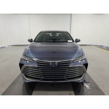 Toyota Avalon  Sedan/Limuzyna 2021,  2.5 hybryda, automat - Na sprzedaż za 151 290 zł - Katowice - zdjęcie 2
