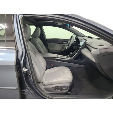 Toyota Avalon  Sedan/Limuzyna 2021,  2.5 hybryda, automat - Na sprzedaż za 151 290 zł - Katowice - zdjęcie 8