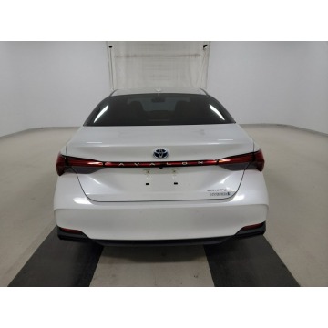 Toyota Avalon  Sedan/Limuzyna 2020,  2.5 hybryda, automat - Na sprzedaż za 162 450 zł - Katowice - zdjęcie 5