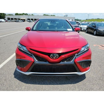Toyota Camry  Sedan/Limuzyna 2022,  2.5 benzyna, automat - Na sprzedaż za 127 700 zł - Katowice - zdjęcie 2