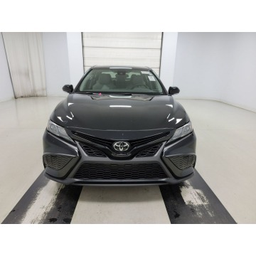Toyota Camry  Sedan/Limuzyna 2023,  2.5 benzyna, automat - Na sprzedaż za 138 600 zł - Katowice - zdjęcie 2
