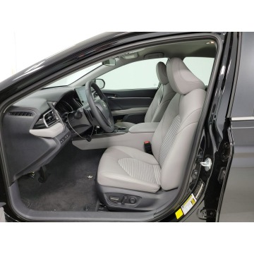 Toyota Camry  Sedan/Limuzyna 2023,  2.5 benzyna, automat - Na sprzedaż za 138 600 zł - Katowice - zdjęcie 7