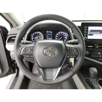 Toyota Camry  Sedan/Limuzyna 2023,  2.5 benzyna, automat - Na sprzedaż za 138 600 zł - Katowice - zdjęcie 8