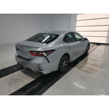 Toyota Camry  Sedan/Limuzyna 2021,  2.5 hybryda, automat - Na sprzedaż za 123 300 zł - Katowice - zdjęcie 4