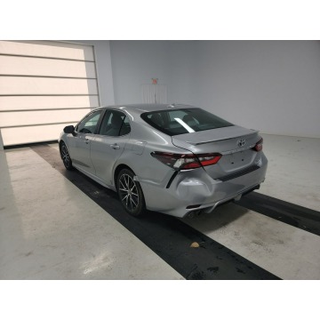 Toyota Camry  Sedan/Limuzyna 2021,  2.5 hybryda, automat - Na sprzedaż za 123 300 zł - Katowice - zdjęcie 6