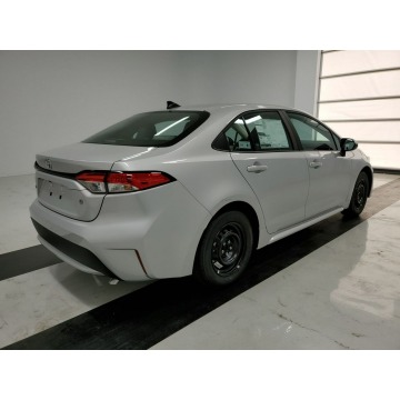 Toyota Corolla  Hatchback 2021,  1.8 benzyna, automat - Na sprzedaż za 88 191 zł - Katowice - zdjęcie 4