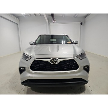 Toyota Highlander  SUV 2023,  2.4 benzyna, automat - Na sprzedaż za 161 130 zł - Katowice - zdjęcie 2