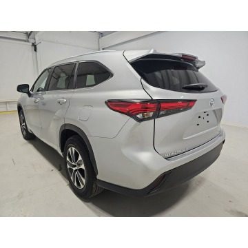 Toyota Highlander  SUV 2023,  2.4 benzyna, automat - Na sprzedaż za 161 130 zł - Katowice - zdjęcie 6