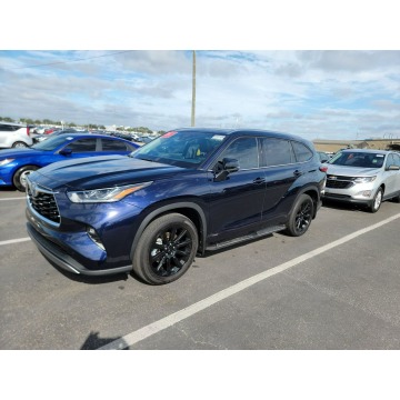 Toyota Highlander - 2022 Hybrid Platinum