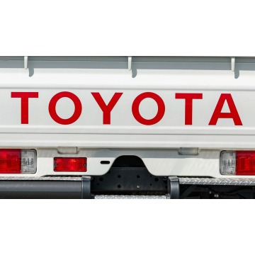 Toyota Land Cruiser 2023,  4.5 diesel - Na sprzedaż za 175 890 zł - Katowice - zdjęcie 8