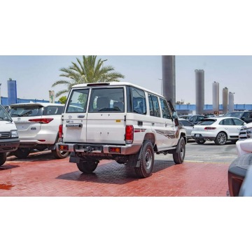 Toyota Land Cruiser  Terenowy 2023,  4.5 diesel - Na sprzedaż za 178 350 zł - Katowice - zdjęcie 4