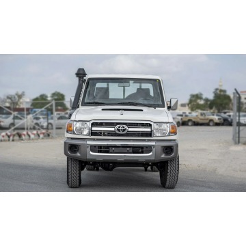 Toyota Land Cruiser 2022,  4.5 diesel - Na sprzedaż za 173 430 zł - Katowice - zdjęcie 2