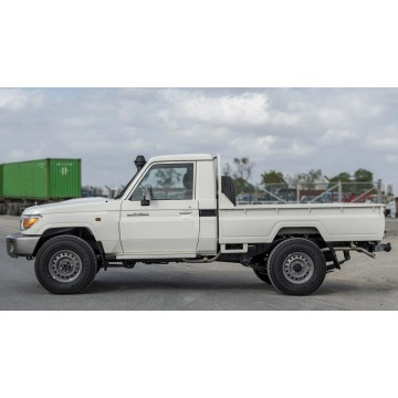 Toyota Land Cruiser 2022,  4.5 diesel - Na sprzedaż za 173 430 zł - Katowice - zdjęcie 5