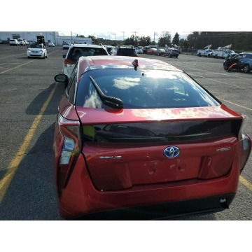 Toyota Prius  Hatchback 2017,  1.8 hybryda, automat - Na sprzedaż za 51 660 zł - Katowice - zdjęcie 4