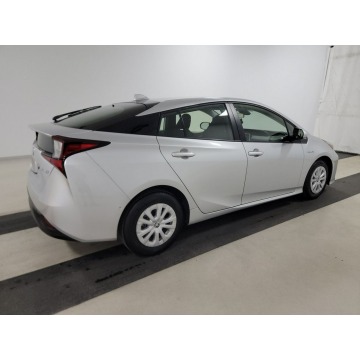 Toyota Prius  Hatchback 2021,  1.8 hybryda, automat - Na sprzedaż za 97 200 zł - Katowice - zdjęcie 4