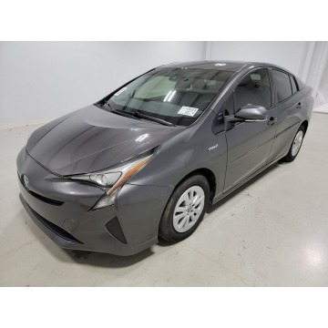 Toyota Prius  Hatchback 2017,  1.8 hybryda, automat - Na sprzedaż za 74 000 zł - Katowice - zdjęcie 3