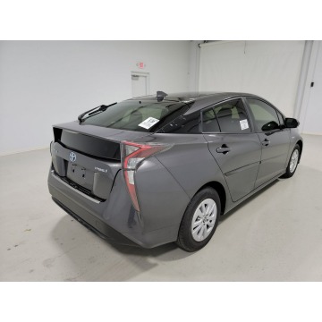 Toyota Prius  Hatchback 2017,  1.8 hybryda, automat - Na sprzedaż za 74 000 zł - Katowice - zdjęcie 4