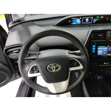 Toyota Prius  Hatchback 2017,  1.8 hybryda, automat - Na sprzedaż za 74 000 zł - Katowice - zdjęcie 8