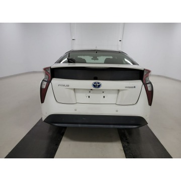 Toyota Prius  Sedan/Limuzyna 2017,  1.8 hybryda, automat - Na sprzedaż za 77 490 zł - Katowice - zdjęcie 5