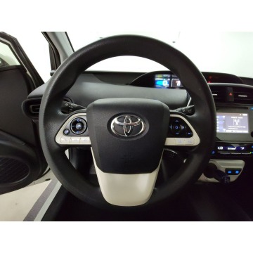 Toyota Prius  Sedan/Limuzyna 2017,  1.8 hybryda, automat - Na sprzedaż za 77 490 zł - Katowice - zdjęcie 8