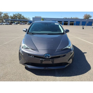 Toyota Prius  Sedan/Limuzyna 2017,  1.8 hybryda, automat - Na sprzedaż za 29 520 zł - Katowice - zdjęcie 3