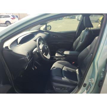 Toyota Prius  Hatchback 2017,  1.8 hybryda, automat - Na sprzedaż za 52 890 zł - Katowice - zdjęcie 7