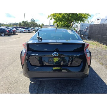 Toyota Prius  Hatchback 2018,  1.8 hybryda, automat - Na sprzedaż za 56 580 zł - Katowice - zdjęcie 5