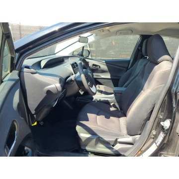 Toyota Prius  Hatchback 2018,  1.8 hybryda, automat - Na sprzedaż za 56 580 zł - Katowice - zdjęcie 7