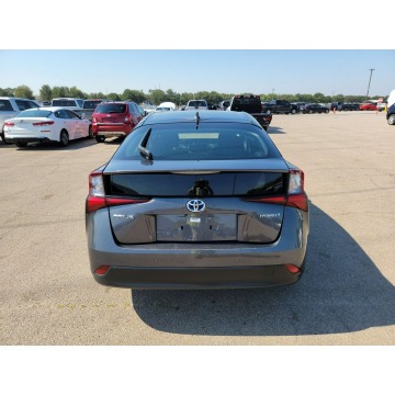 Toyota Prius  Hatchback 2020,  1.8 hybryda, automat - Na sprzedaż za 98 100 zł - Katowice - zdjęcie 5