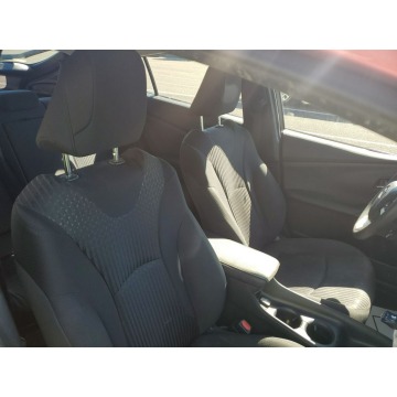 Toyota Prius  Sedan/Limuzyna 2018,  1.8 hybryda, automat - Na sprzedaż za 52 755 zł - Katowice - zdjęcie 8