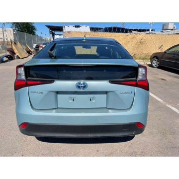 Toyota Prius  Hatchback 2019,  1.8 hybryda, automat - Na sprzedaż za 87 330 zł - Katowice - zdjęcie 5