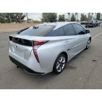 Toyota Prius  Hatchback 2018,  1.8 hybryda, automat - Na sprzedaż za 114 000 zł - Katowice - zdjęcie 4