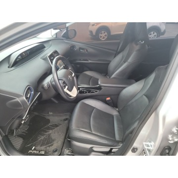 Toyota Prius  Hatchback 2018,  1.8 hybryda, automat - Na sprzedaż za 114 000 zł - Katowice - zdjęcie 7