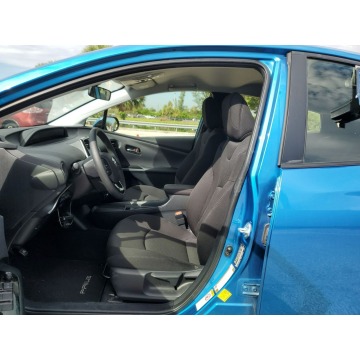 Toyota Prius  Hatchback 2020,  1.8 hybryda, automat - Na sprzedaż za 102 336 zł - Katowice - zdjęcie 7