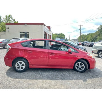 Toyota Prius  Hatchback 2013,  1.8 hybryda, automat - Na sprzedaż za 28 290 zł - Katowice - zdjęcie 8
