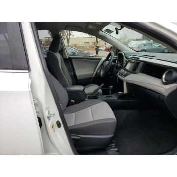 Toyota   SUV 2015,  2.5 benzyna, automat - Na sprzedaż za 50 676 zł - Katowice - zdjęcie 8